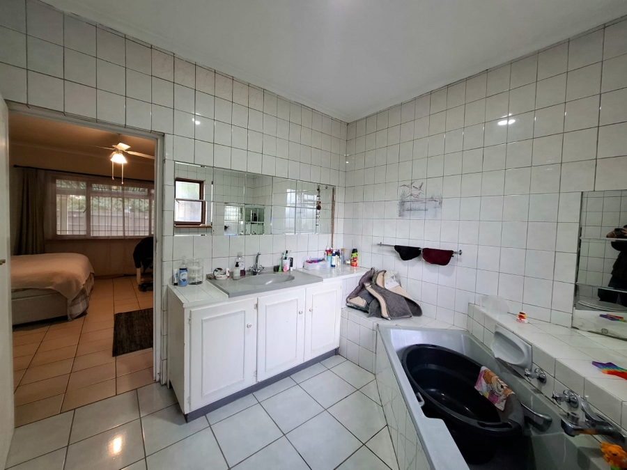 2 Bedroom Property for Sale in Tweespruit Estate Western Cape